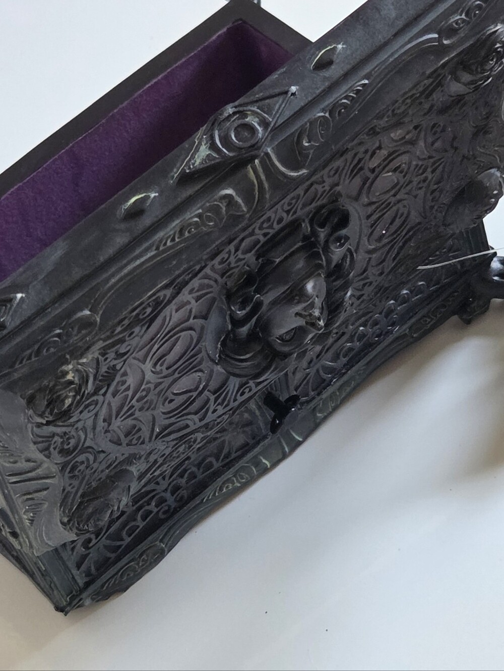 Black Ornate Decorative Jewelry Box with Sculpted Face Accent - Picture 6 of 8